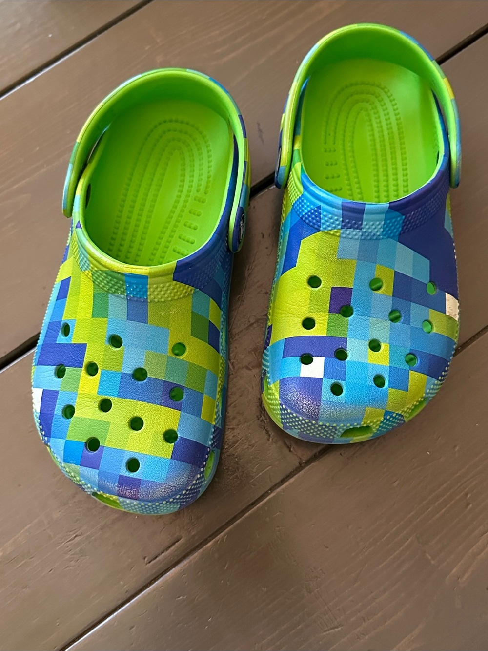 Crocs Kids' Classic Digi Block Clogs - Green Slime / Multi colorway - Picture 4 of 7